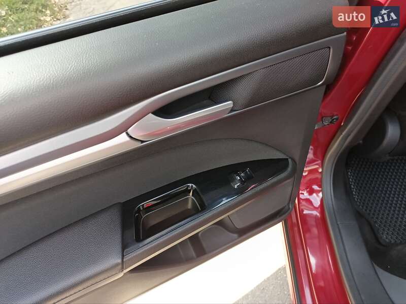 Седан Ford Fusion 2015 в Харькове