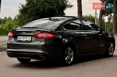 Седан Ford Fusion 2014 в 