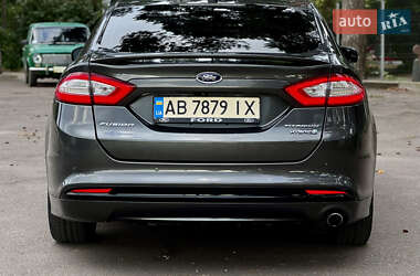 Седан Ford Fusion 2014 в 