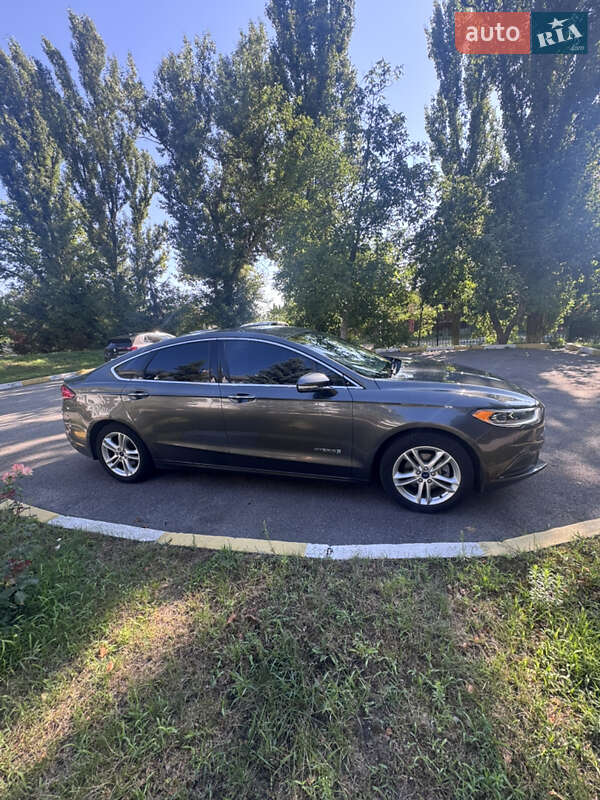 Седан Ford Fusion 2017 в Києві фото 20 Седан Ford Fusion 2017 в Києві