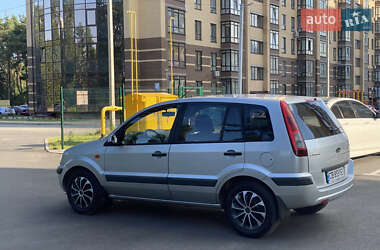 Хэтчбек Ford Fusion 2009 в 