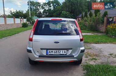 Хэтчбек Ford Fusion 2008 в 