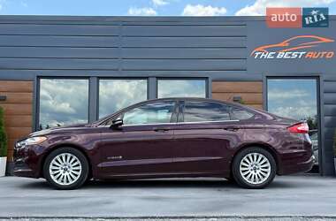 Седан Ford Fusion 2013 в 