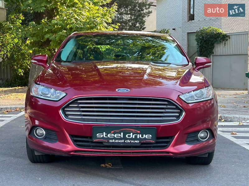 Седан Ford Fusion 2016 в Николаеве