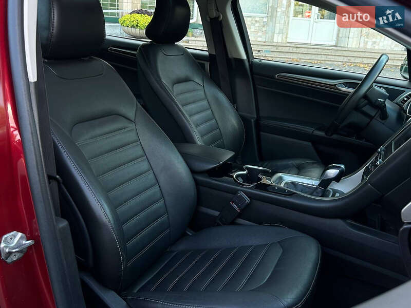 Седан Ford Fusion 2016 в Николаеве