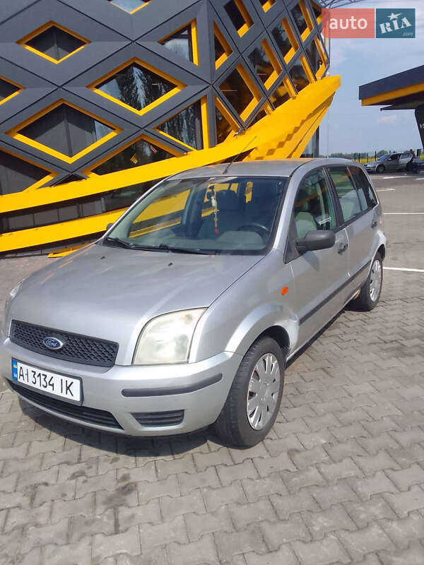 Хэтчбек Ford Fusion 2004 в Борисполе