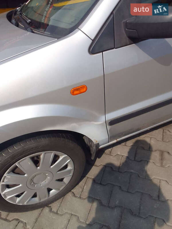 Хэтчбек Ford Fusion 2004 в Борисполе