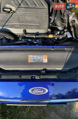 Седан Ford Fusion 2014 в 