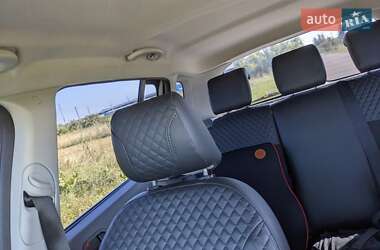 Хэтчбек Ford Fusion 2005 в 
