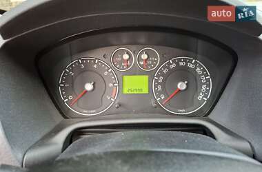 Хэтчбек Ford Fusion 2007 в 