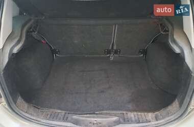 Хетчбек Ford Fusion 2003 в 
