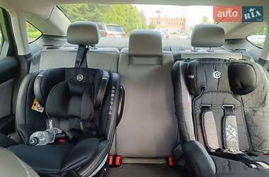 Седан Ford Fusion 2015 в 
