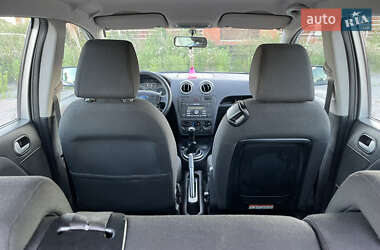 Хэтчбек Ford Fusion 2011 в 