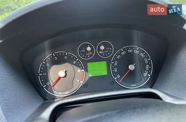 Хэтчбек Ford Fusion 2009 в 