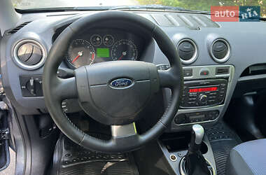 Хэтчбек Ford Fusion 2009 в 