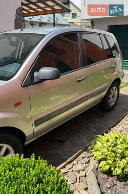 Хэтчбек Ford Fusion 2008 в 