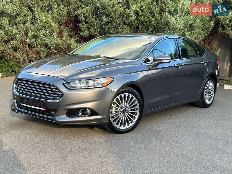 Седан Ford Fusion 2014 в 
