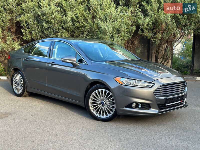 Седан Ford Fusion 2014 в Славянске