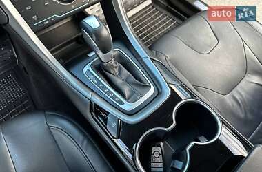 Седан Ford Fusion 2014 в 