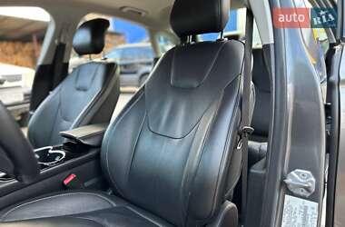 Седан Ford Fusion 2014 в 