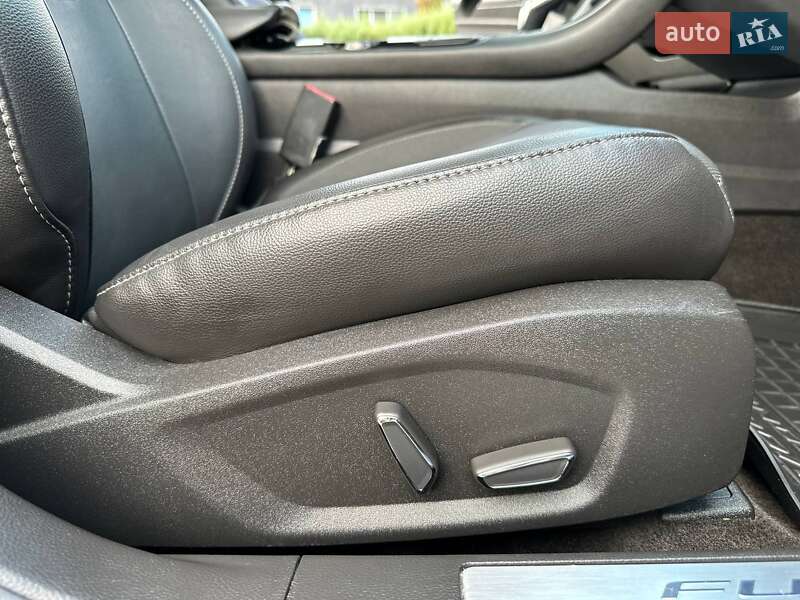 Седан Ford Fusion 2014 в Славянске