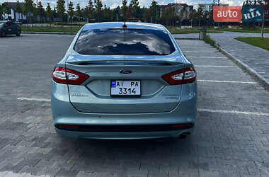 Седан Ford Fusion 2014 в 
