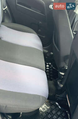 Хэтчбек Ford Fusion 2008 в 