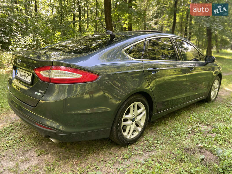 Седан Ford Fusion 2014 в Яготине