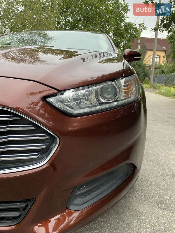 Седан Ford Fusion 2016 в Запорожье