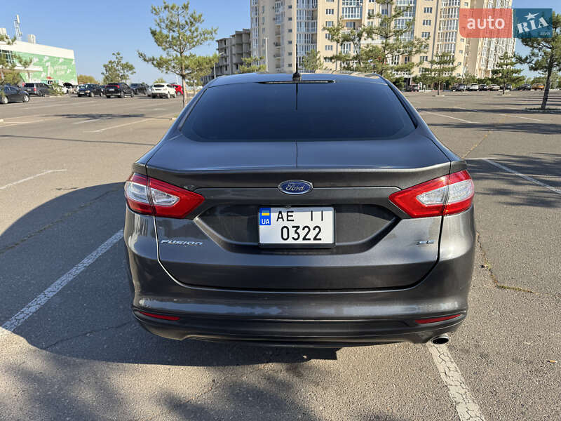 Седан Ford Fusion 2014 в Николаеве