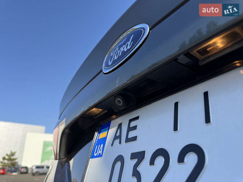 Седан Ford Fusion 2014 в Николаеве