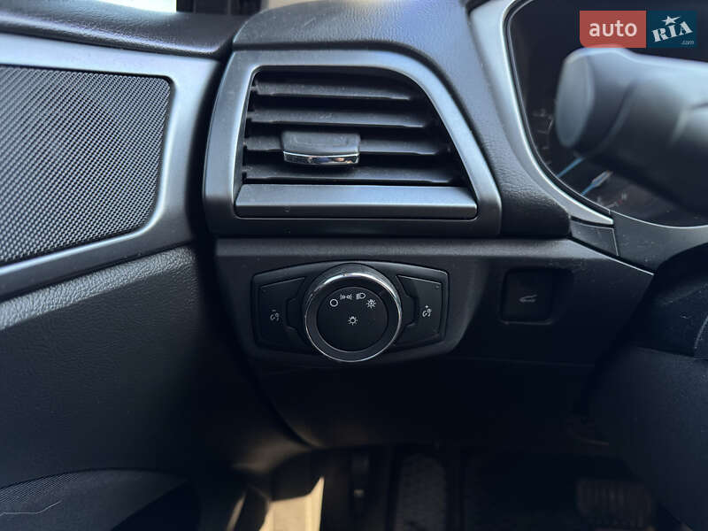 Седан Ford Fusion 2014 в Николаеве