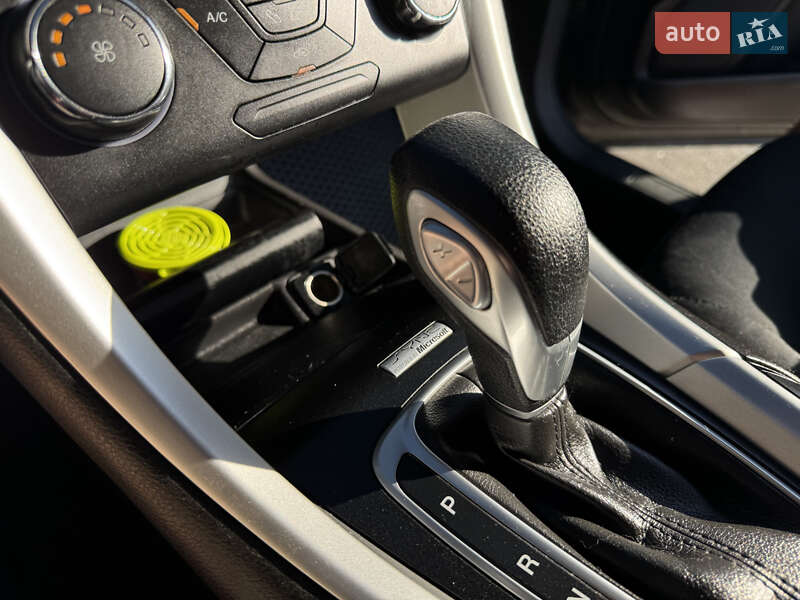 Седан Ford Fusion 2014 в Николаеве