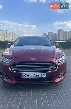 Седан Ford Fusion 2015 в Києві