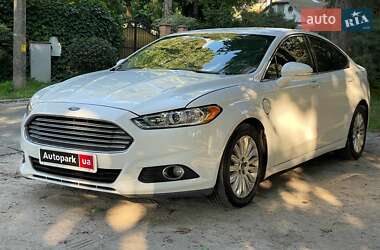 Седан Ford Fusion 2015 в Киеве