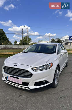 Седан Ford Fusion 2015 в Києві
