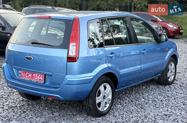 Хэтчбек Ford Fusion 2011 в 