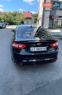 Седан Ford Fusion 2014 в 
