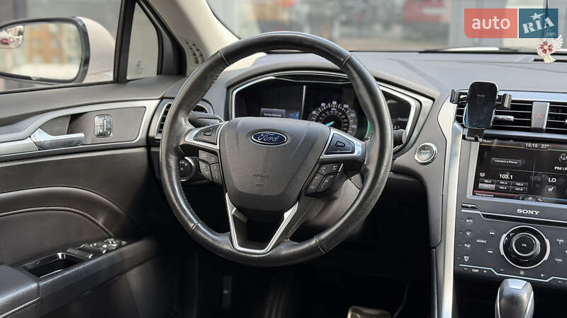Седан Ford Fusion 2014 в Киеве