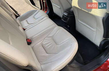 Седан Ford Fusion 2013 в 