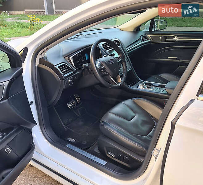 Седан Ford Fusion 2017 в Тернополе