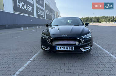 Седан Ford Fusion 2017 в 