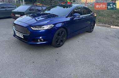 Седан Ford Fusion 2014 в 