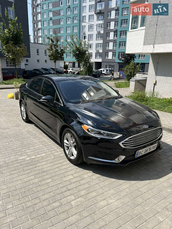 Седан Ford Fusion 2018 в 
