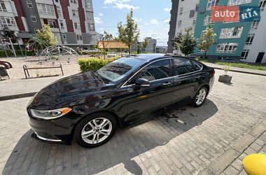 Седан Ford Fusion 2018 в 