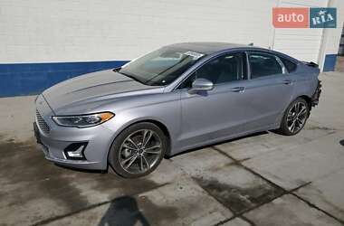 Ford Fusion 2020