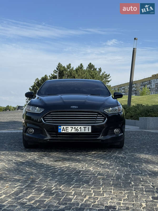 Седан Ford Fusion 2013 в Днепре