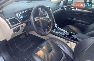 Седан Ford Fusion 2014 в 