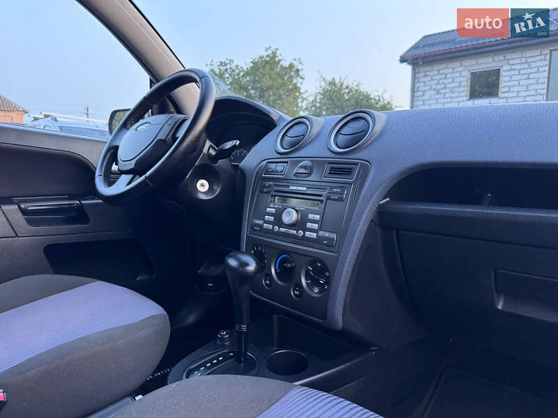 Хэтчбек Ford Fusion 2008 в Звенигородке