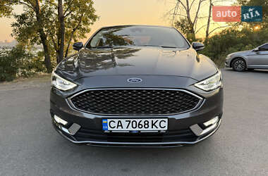 Седан Ford Fusion 2016 в 